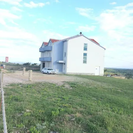 Niko 1 Apartmán *