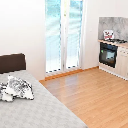 Niko 1 Apartment