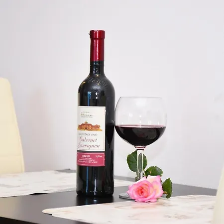 Niko 1 Апартаменты *